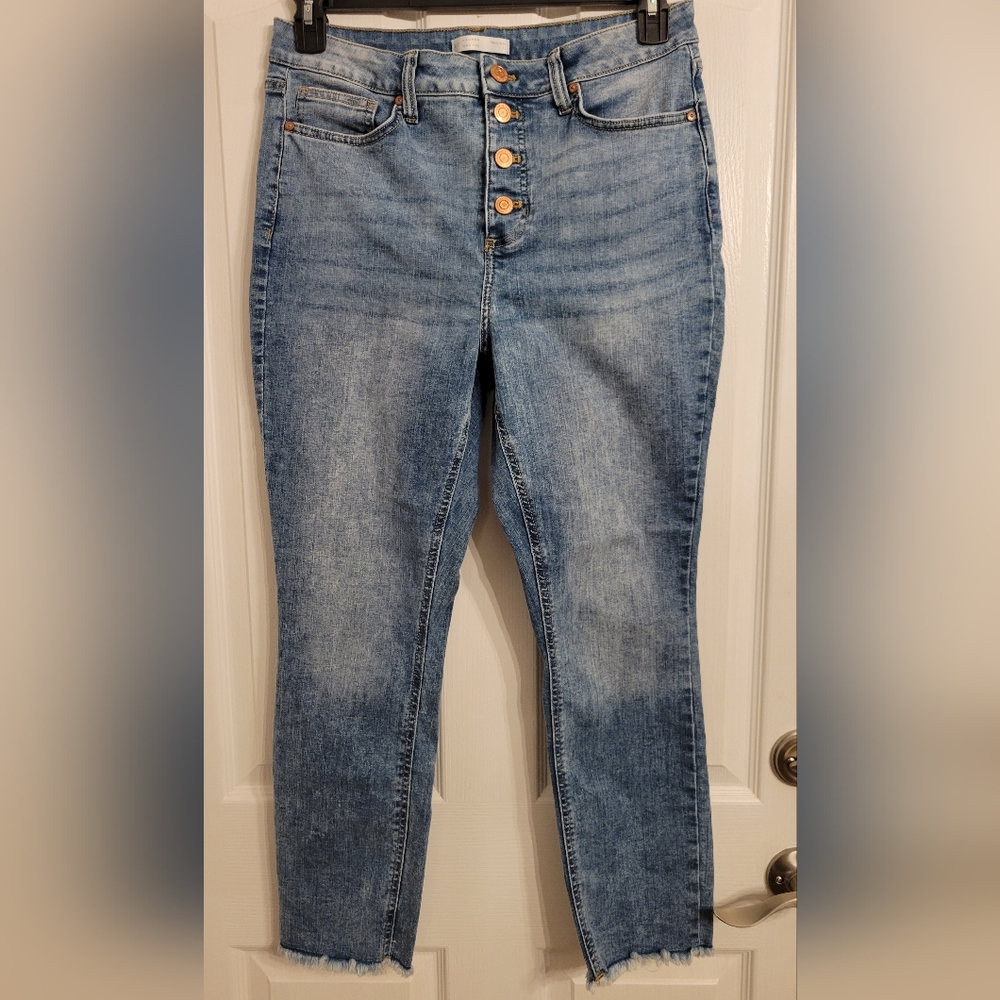 LC Lauren Conrad Light Blue Cropped Jeans